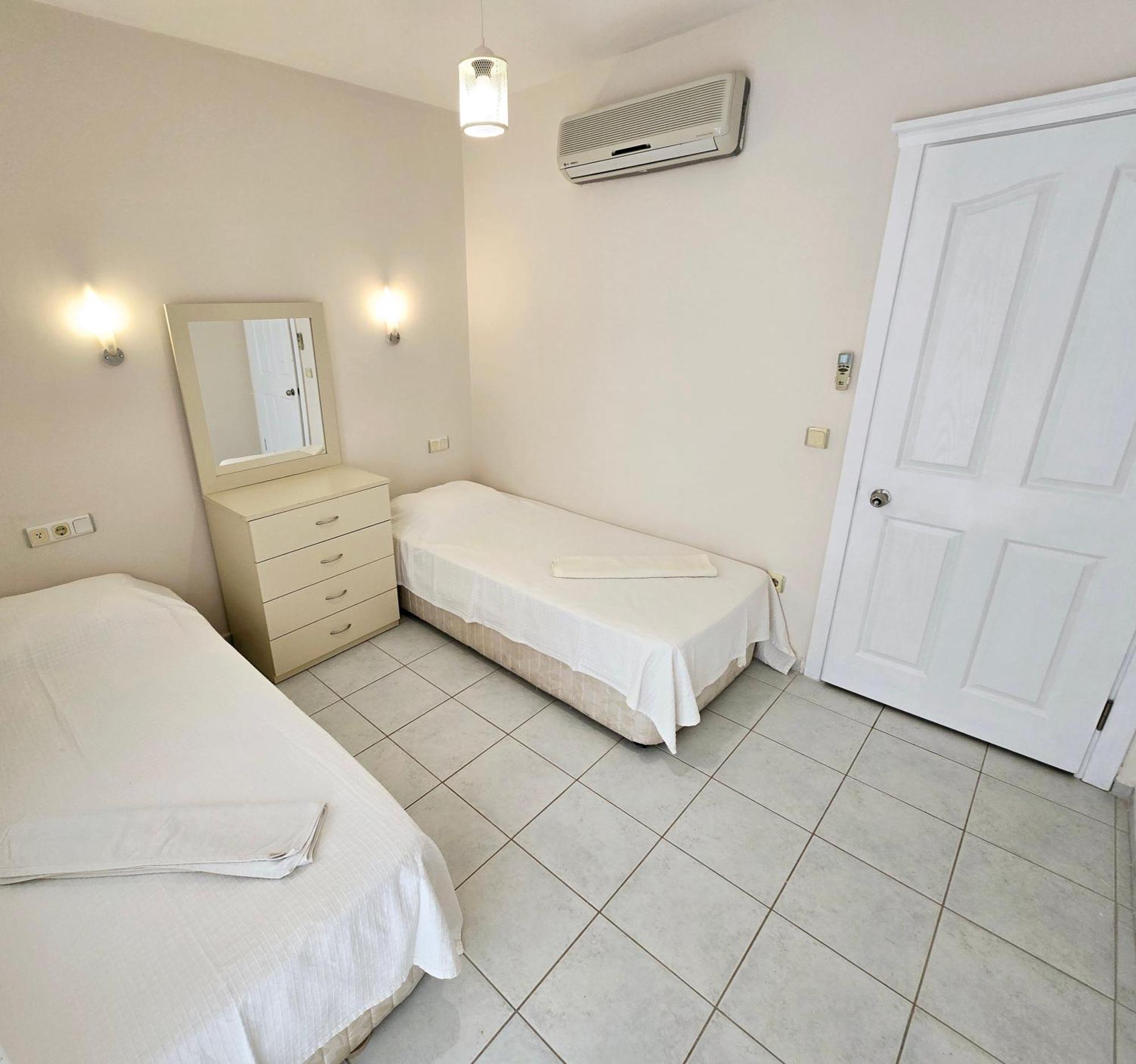 3 Bedrooms Apartment In Oeluedeniz, Ovacik 외부 사진